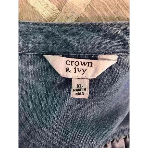 Crown And Ivy XL Blue Denim Chambray Blouse Tie Sleeves V-Neck Lyocell - Picture 6 of 7